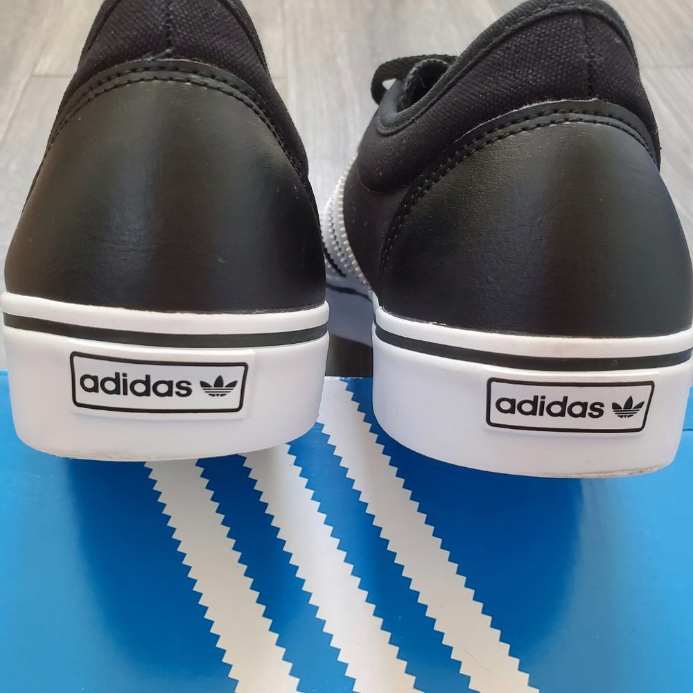SOLD Adidas Adi-Ease Skate Shoes Black/White Men 9 - Picture 6 of 12